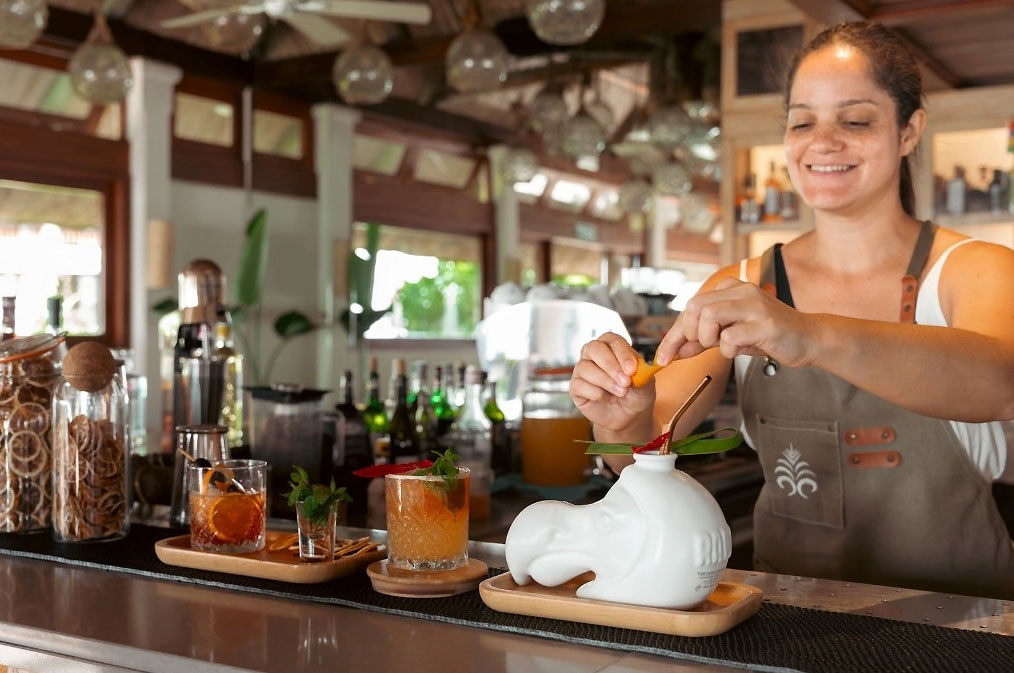 L’Art du Cocktail à l’Île Maurice / « Mai Tai » avec « Raph The Dodo of Mauritius »